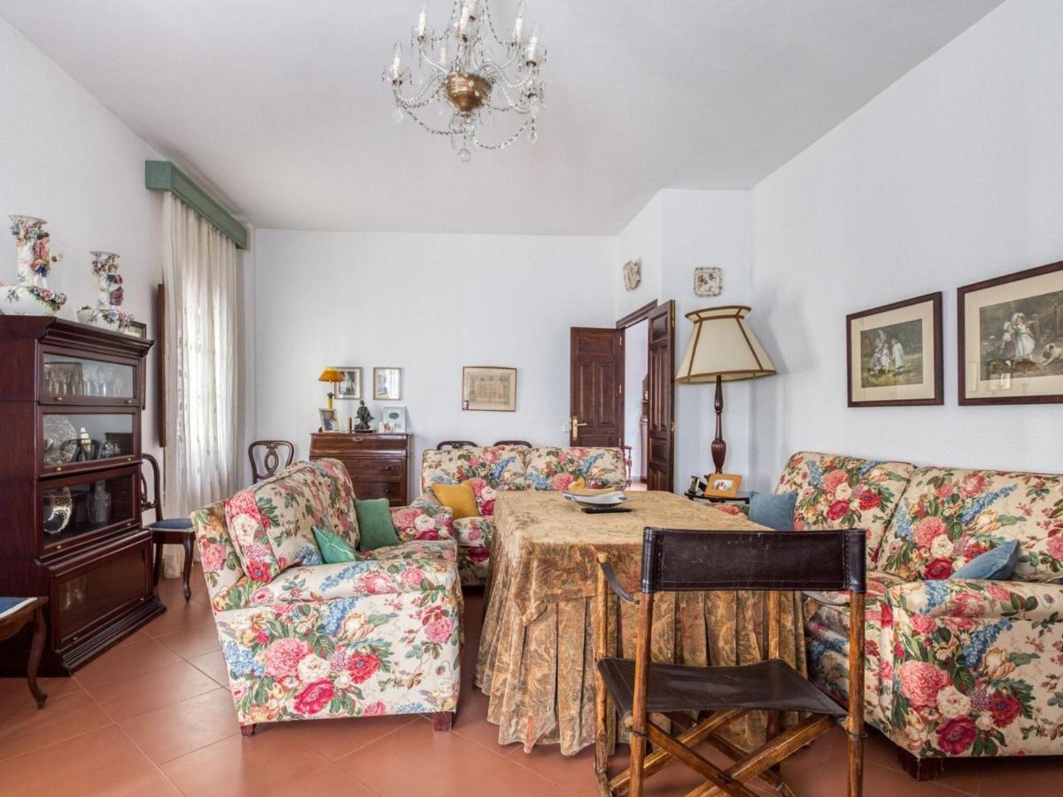 Belvilla By Oyo Beautiful House In A Unique Town إيغيرا دي لا سييرا المظهر الخارجي الصورة